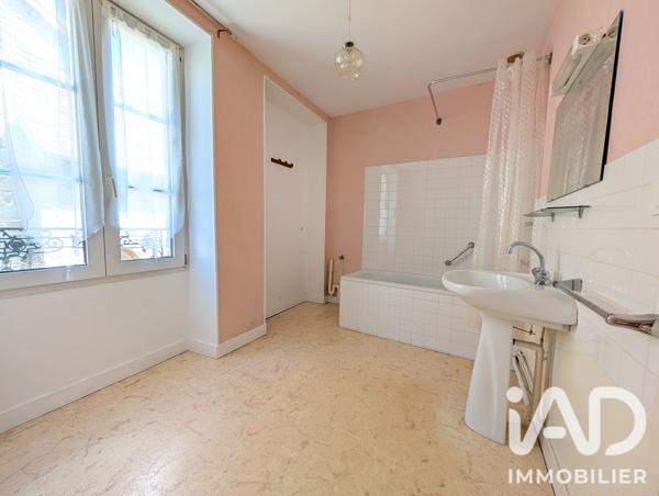 Immeuble à vendre 191 m² Ahun