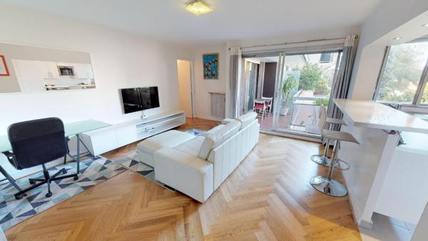 2 piéces 52m² meublé avec balcon