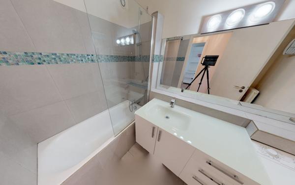 2 piéces 52m² meublé avec balcon