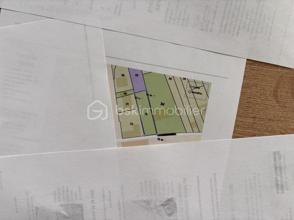 Terrain commercial de 468 m²
