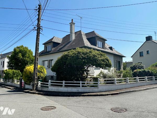 NOUVEAUTE / EXCLUSIVITE   VITRE  CENTRE - Rue des Castors