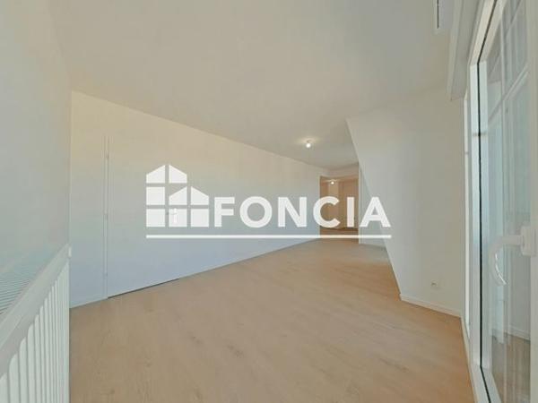 Location Studio 30.08 m² - 5-7 Rue du Parc Le Blanc Mesnil 93150