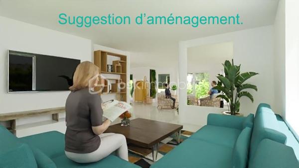 EXCLUSIVITE

Située à Mathieu dans un environnement privilégié au calme absolu, cette propriété d'exception de 196 m² habitables offre des prestations de qualité sur une parcelle superbement arborée de 1 200 m², entièrement close et sans aucun vis-à-vis.

Des volumes baignés de lumière
L'entrée avec rangements s'ouvre sur une pièce de vie magistrale de 64 m² en L, bénéficiant d'une triple exposition. 
La cuisine aménagée, semi-ouverte, complète cet espace de réception. 
Le rez-de-chaussée, intégralement accessible, dispose également d'un wc indépendant et d'une chambre avec sa salle d'eau privative.

*Un étage raffiné*
Un bel escalier en pierre naturelle mène à une mezzanine dédiée au bureau, desservant trois chambres, une salle de douche, un WC indépendant, ainsi qu'une vaste suite parentale avec salle de bain et WC privatifs.

Extérieurs et sous-sol
Le jardin principal et la terrasse sont orientés plein Sud, garantissant un ensoleillement optimal en toute intimité. Le sous-sol complet de 115 m² propose un garage, une buanderie et une pièce de 47 m² modulable selon vos projets.

Le confort technique
La maison dispose d'un adoucisseur d'eau, d'une aspiration centralisée, d'une surveillance vidéo et d'une sécurisation totale par portail et portillon.
Une demeure rare, bien isolée ( DPE en C ) , conjuguant confort moderne et sérénité aux portes de la Côte de Nacre.

N'attendez plus et contactez moi pour en savoir plus.