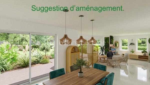 EXCLUSIVITE

Située à Mathieu dans un environnement privilégié au calme absolu, cette propriété d'exception de 196 m² habitables offre des prestations de qualité sur une parcelle superbement arborée de 1 200 m², entièrement close et sans aucun vis-à-vis.

Des volumes baignés de lumière
L'entrée avec rangements s'ouvre sur une pièce de vie magistrale de 64 m² en L, bénéficiant d'une triple exposition. 
La cuisine aménagée, semi-ouverte, complète cet espace de réception. 
Le rez-de-chaussée, intégralement accessible, dispose également d'un wc indépendant et d'une chambre avec sa salle d'eau privative.

*Un étage raffiné*
Un bel escalier en pierre naturelle mène à une mezzanine dédiée au bureau, desservant trois chambres, une salle de douche, un WC indépendant, ainsi qu'une vaste suite parentale avec salle de bain et WC privatifs.

Extérieurs et sous-sol
Le jardin principal et la terrasse sont orientés plein Sud, garantissant un ensoleillement optimal en toute intimité. Le sous-sol complet de 115 m² propose un garage, une buanderie et une pièce de 47 m² modulable selon vos projets.

Le confort technique
La maison dispose d'un adoucisseur d'eau, d'une aspiration centralisée, d'une surveillance vidéo et d'une sécurisation totale par portail et portillon.
Une demeure rare, bien isolée ( DPE en C ) , conjuguant confort moderne et sérénité aux portes de la Côte de Nacre.

N'attendez plus et contactez moi pour en savoir plus.