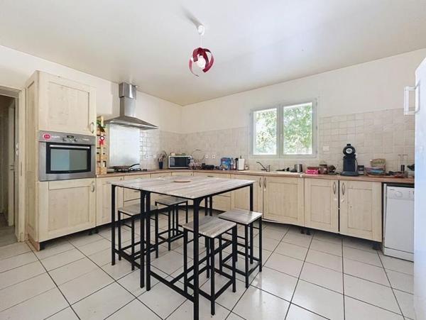 Maison à vendre 166 625 € Lessac 7 p 175,4 m² DPE B