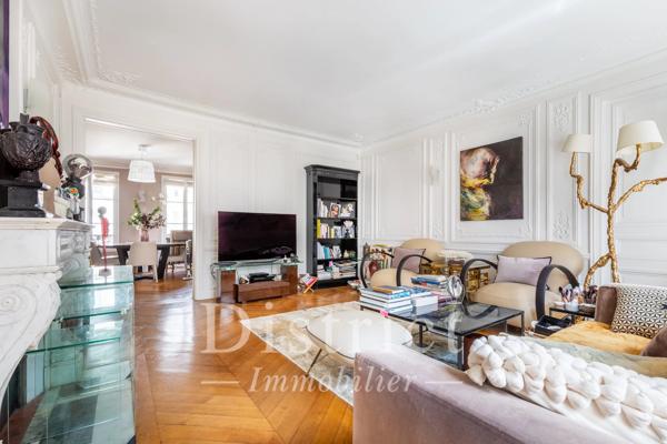 # Appartement – 100m² – Paris 8ème