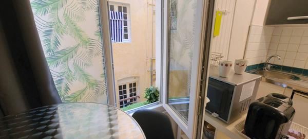 Appartement à louer    1 pièce • 13,92 m2 Aix-en-Provence