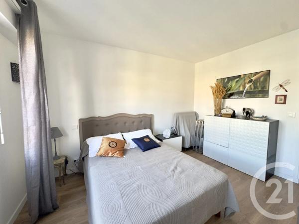 Appartement F4 à vendre  4 pièces - 93,12 m 2   DEAUVILLE  - 14