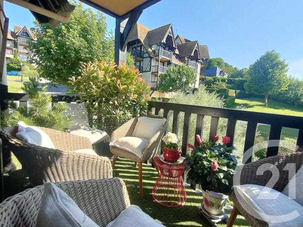 Appartement F4 à vendre  4 pièces - 93,12 m 2   DEAUVILLE  - 14
