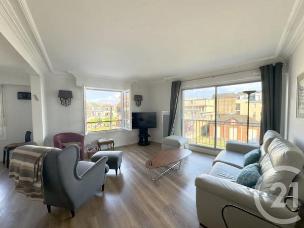 Appartement F4 à vendre  4 pièces - 93,12 m 2   DEAUVILLE  - 14
