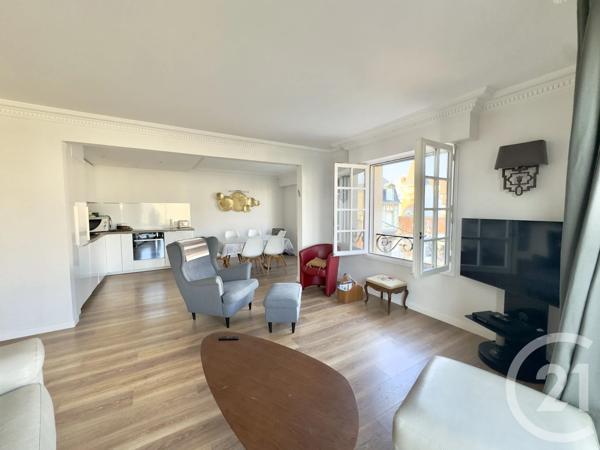 Appartement F4 à vendre  4 pièces - 93,12 m 2   DEAUVILLE  - 14