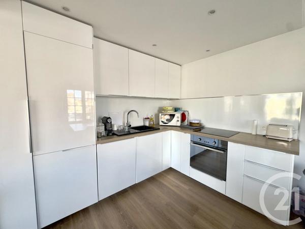 Appartement F4 à vendre  4 pièces - 93,12 m 2   DEAUVILLE  - 14
