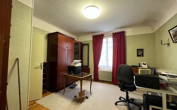 Maison à vendre    4 pièces •  Montluçon