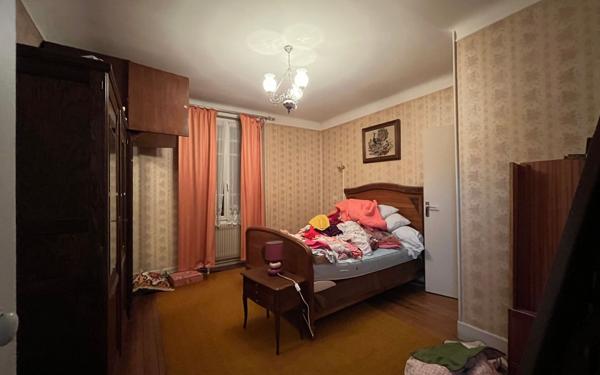 Maison à vendre    4 pièces •  Montluçon