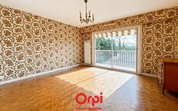 Appartement à vendre    3 pièces •  Montluçon
