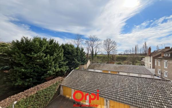 Appartement à vendre    3 pièces •  Montluçon