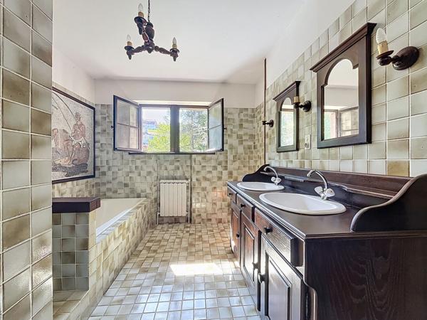 Vente Maison de luxe Ciboure 10 Pièces 300 m²