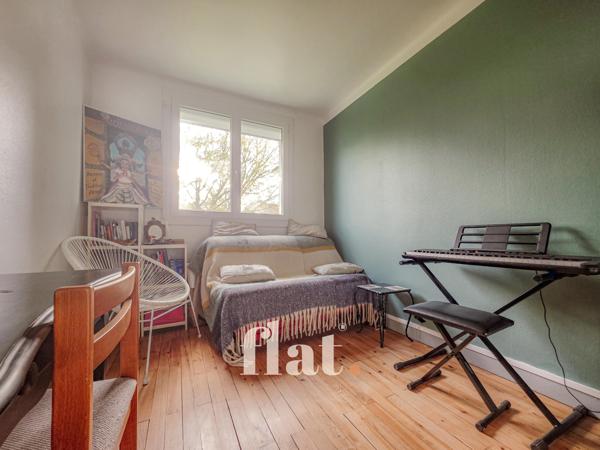 Appartement T4 / T3 - 62 m2 + cave + Jardin commun ( DPE D)