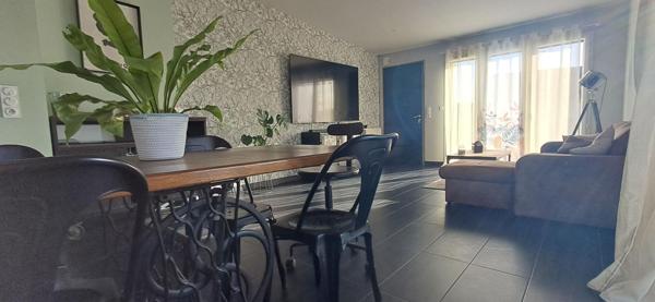 Maison Laval 6 pièce(s) 106 m2/ 4 CHAMBRES