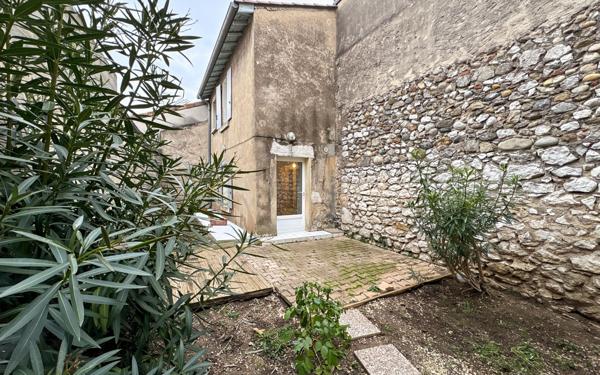 Maison à vendre    3 pièces • 72 m2 Cornas