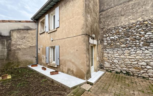 Maison à vendre    3 pièces • 72 m2 Cornas