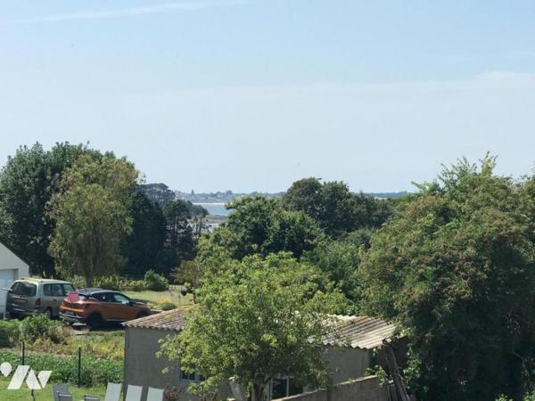 MAISON + APPARTEMENT, LOCMIQUELIC