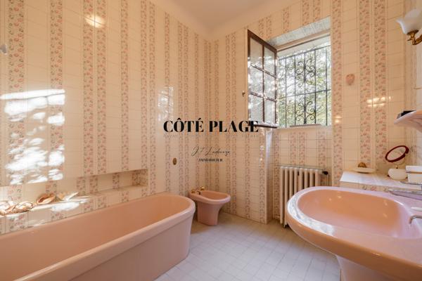 Vaux-sur-Mer (17640) Maison/villa familiale - VUE OCÉAN – charme & volumes généreux - VAUX SUR MER - AU TARIF de 1.250.000 € HAI