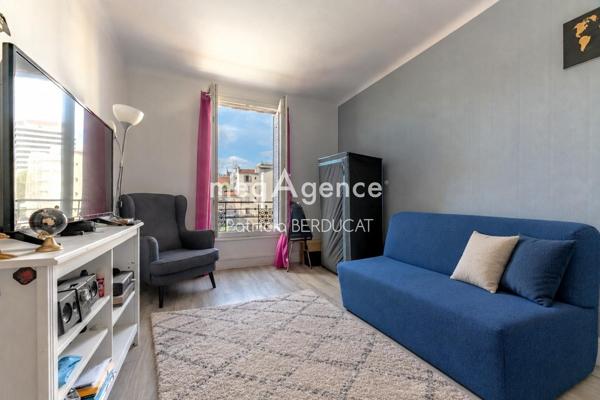 Appartement à PUTEAUX, 92800 - 2 pièces 43m²