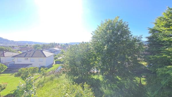 Maison lumineuse située dans un quartier calme à Noidans les Vesoul