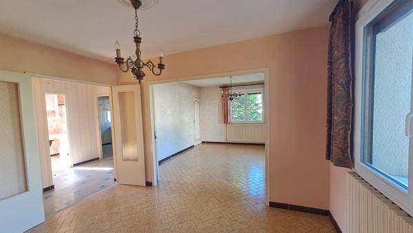 Maison lumineuse située dans un quartier calme à Noidans les Vesoul