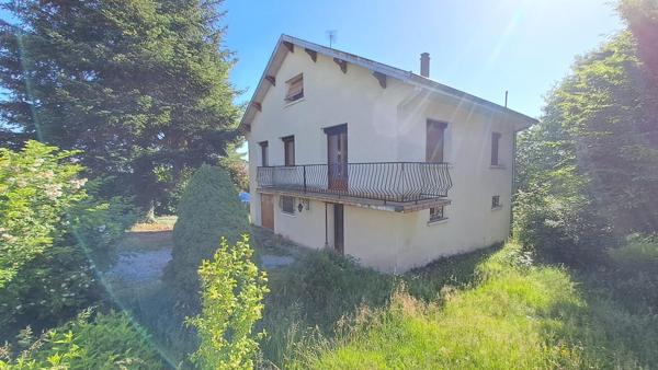 Maison lumineuse située dans un quartier calme à Noidans les Vesoul