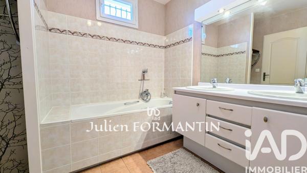 Maison à vendre 5 pièces 140 m² Chelles