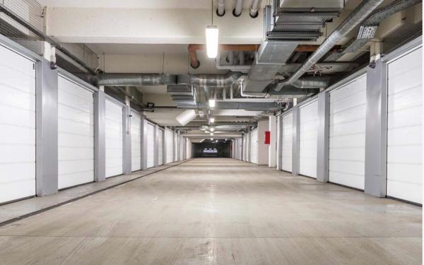 Parking / box Noisy-le-grand