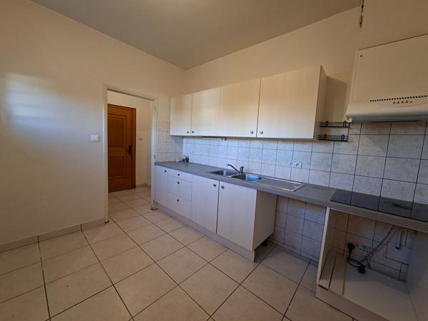 A LOUER - PORTET SUR GARONNE - Maison T4 de 86.83 m² avec jardin, garage - 384-FG