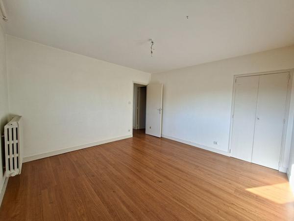 A LOUER - PORTET SUR GARONNE - Maison T4 de 86.83 m² avec jardin, garage - 384-FG