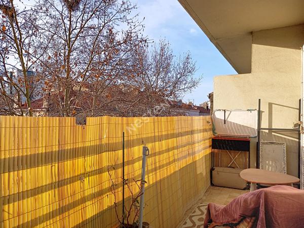 Appartement 3 pièces à Toulon Est - Champs de Mars