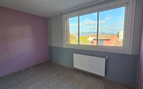 Appartement à vendre    4 pièces • 79,50 m2 La Seyne-sur-Mer