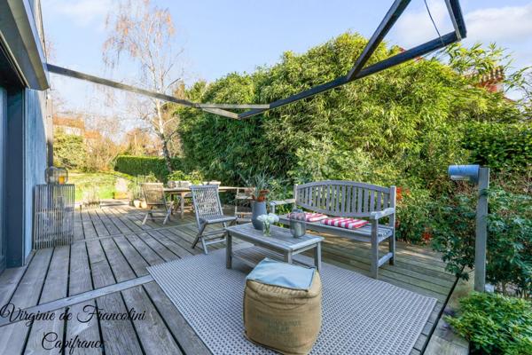 Sucy-en-Brie, Maison d'exception, parcelle de 800m², 259m² au sol, 4 chambres, 3 terrasses, jardin, garage, sous-sol