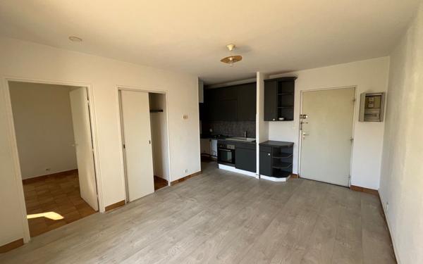 Appartement à vendre    2 pièces • 31 m2 Saint-Cyr-sur-Mer