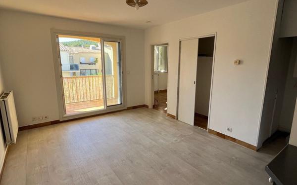 Appartement à vendre    2 pièces • 31 m2 Saint-Cyr-sur-Mer