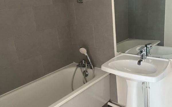 Appartement à vendre    2 pièces • 31 m2 Saint-Cyr-sur-Mer