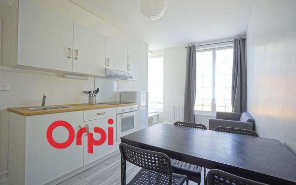 Appartement à louer    1 pièce •  Bernay