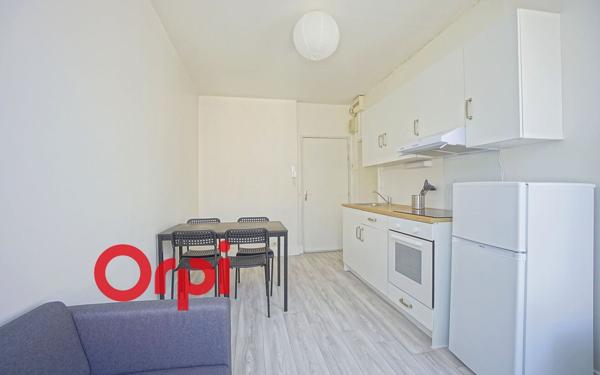 Appartement à louer    1 pièce •  Bernay