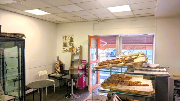 LOCAL COMMERCIAL ET ARTISANAL 85M² + 51M² D ANNEXES