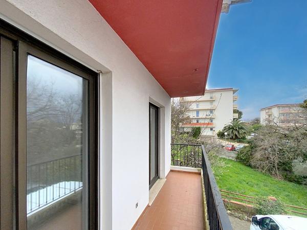 L'esprit maison au coeur de la ville à Antibes