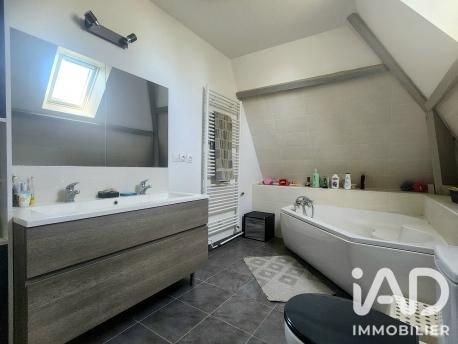 Maison à vendre 7 pièces 190 m² Boran-sur-Oise