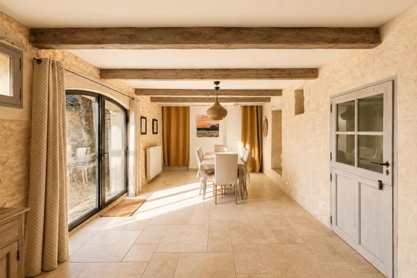 Vente Maison de luxe Uzès 10 Pièces 380 m²
