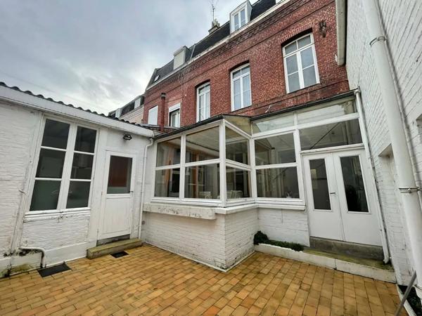 Maison à vendre 9 pièces 231m² Cambrai (59400)