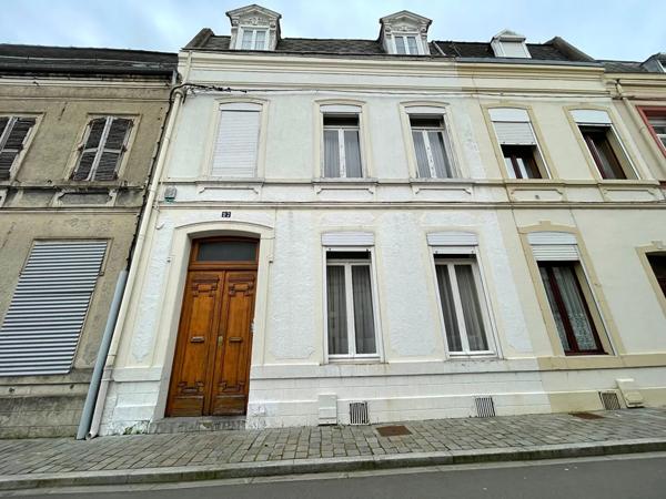 Maison à vendre 9 pièces 231m² Cambrai (59400)