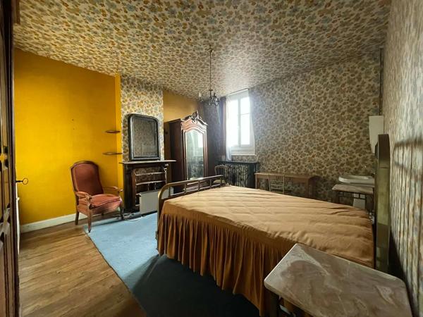 Maison à vendre 9 pièces 231m² Cambrai (59400)